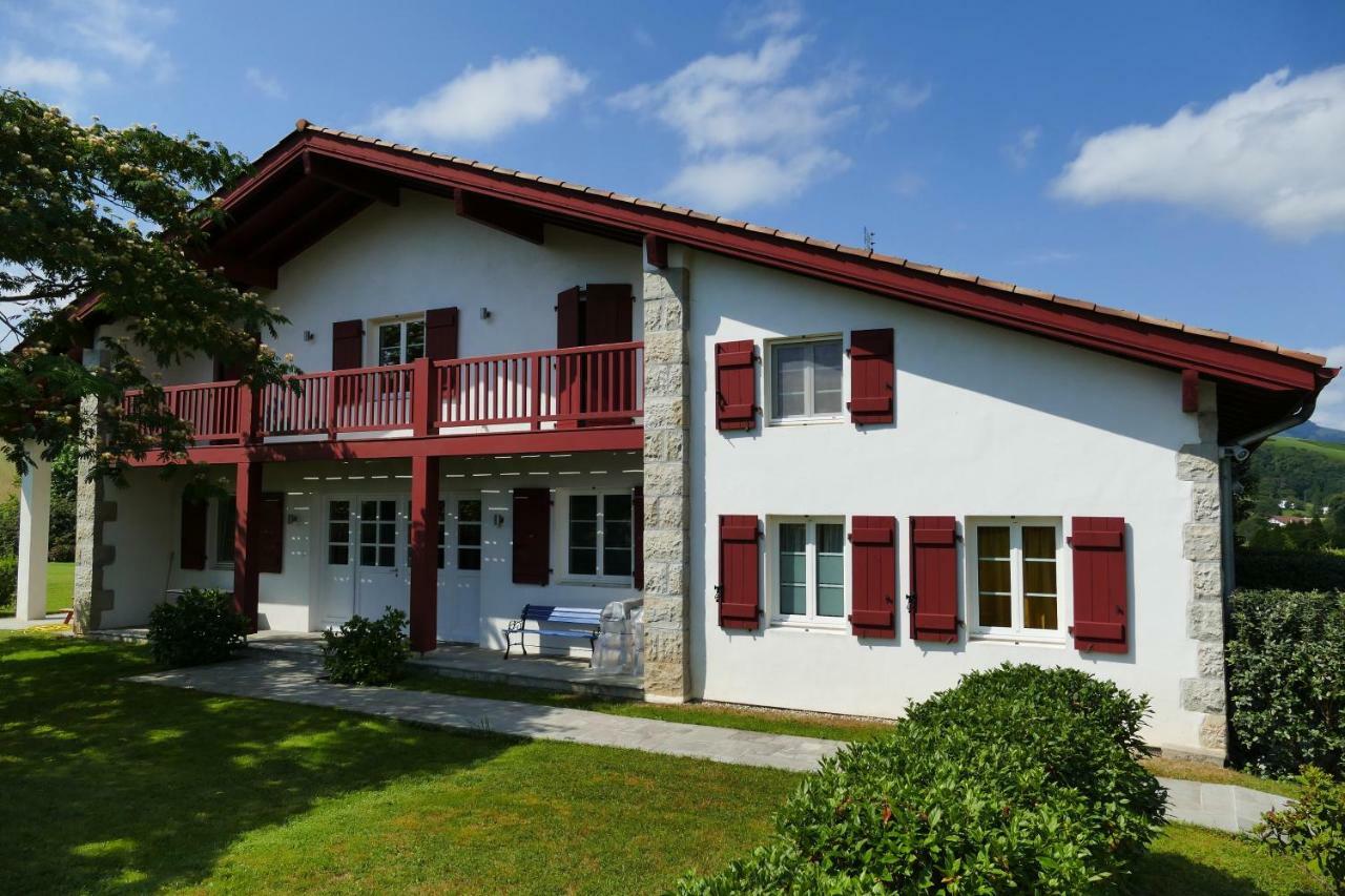 Baskoparadis I Eco-gites I Calme I Vue I Anes I Jardin I Montagne I Nature Apartment